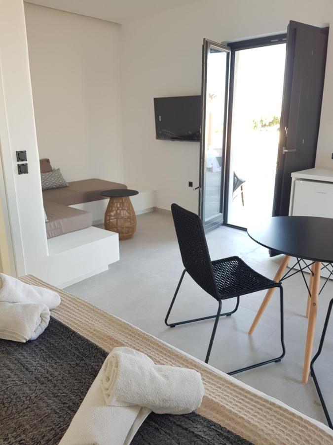 Mylithos Suites Monolithos  Luaran gambar